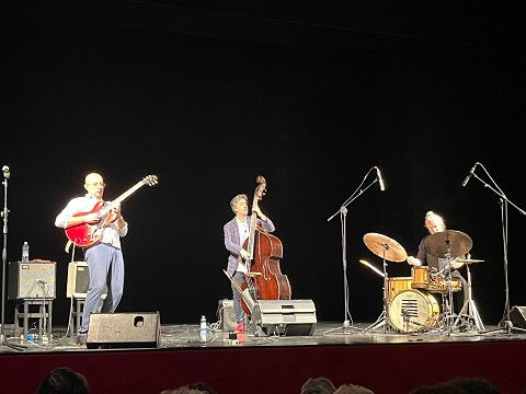Across the universe, Beatles in jazz!