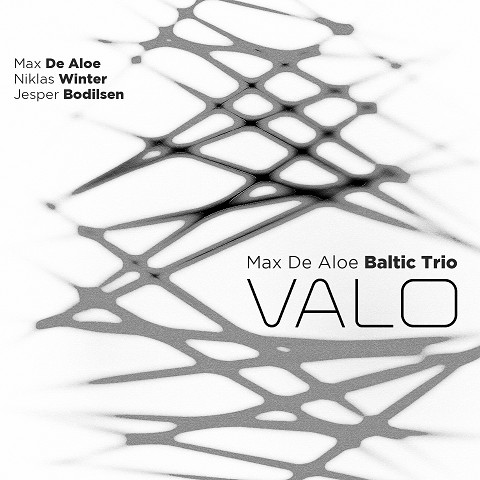 Valo (2017)